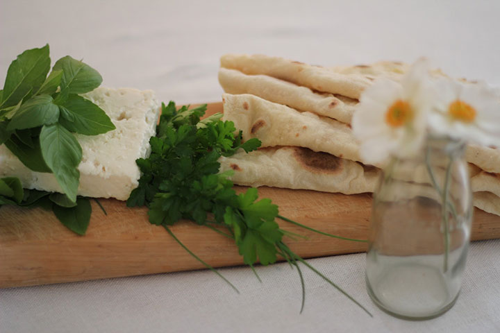 Lavash : the tasty Iranian Bread