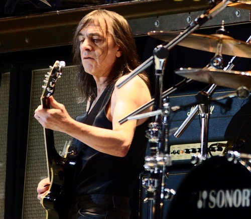 malcolm young cause of death